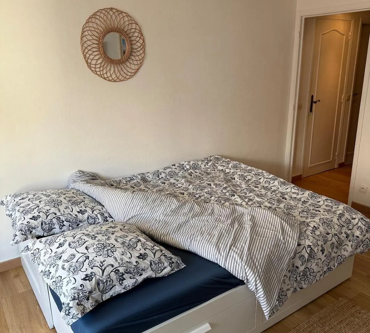 Apartament Bohemian Studio In Menton Close To Sea With Parking
